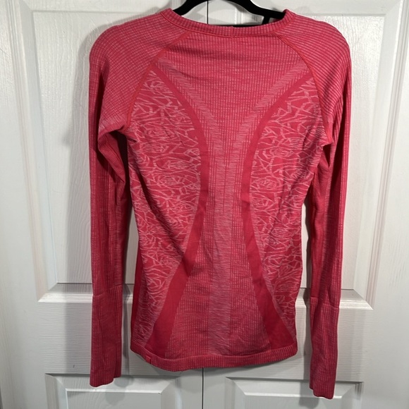Lululemon Rest Less pullover- heathered boom juice - Picture 3 of 11
